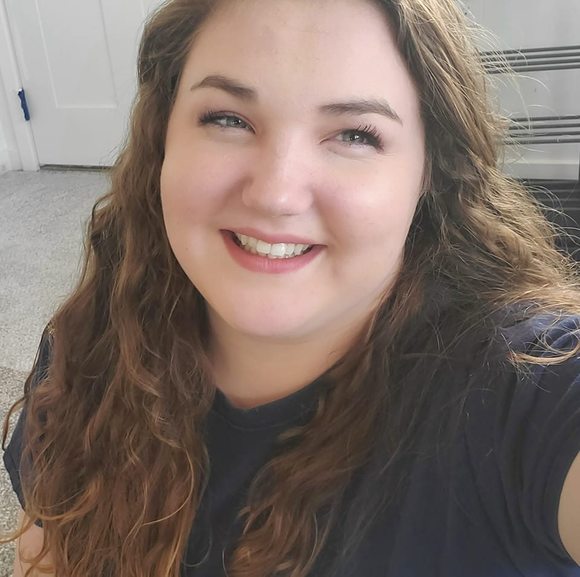 Meet your Posher, Emma - Picture 1 of 1